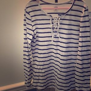 Navy blue and white striped shirt.